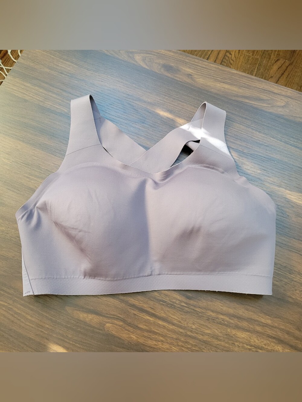 Lululemon Enlite Crossback Sports Bra Womens Size 34E Running Training Gym